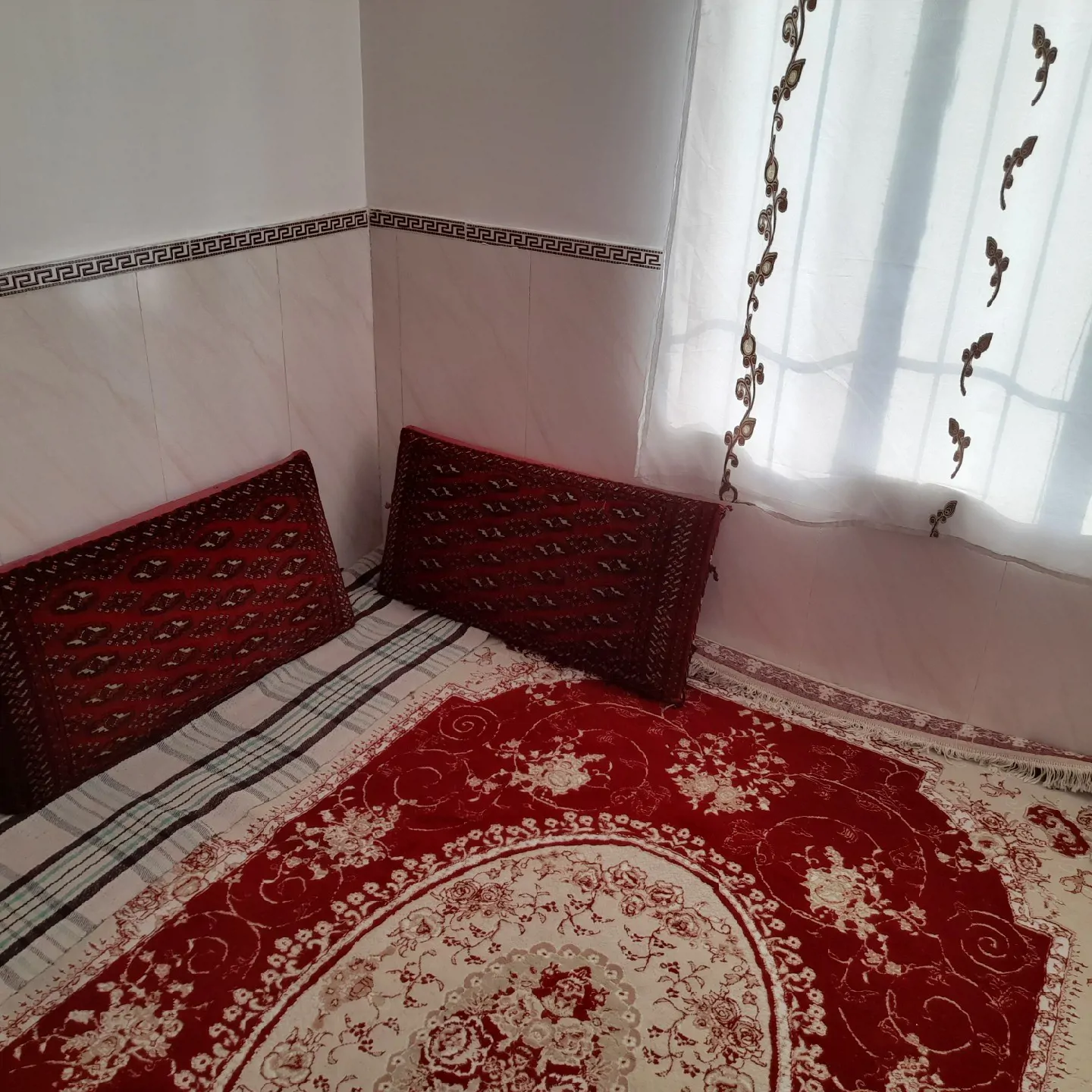 فراز بیستون (۳)
