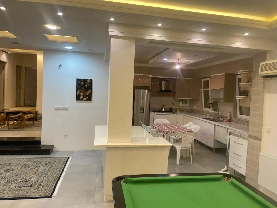 سلطانی با بیلیارد