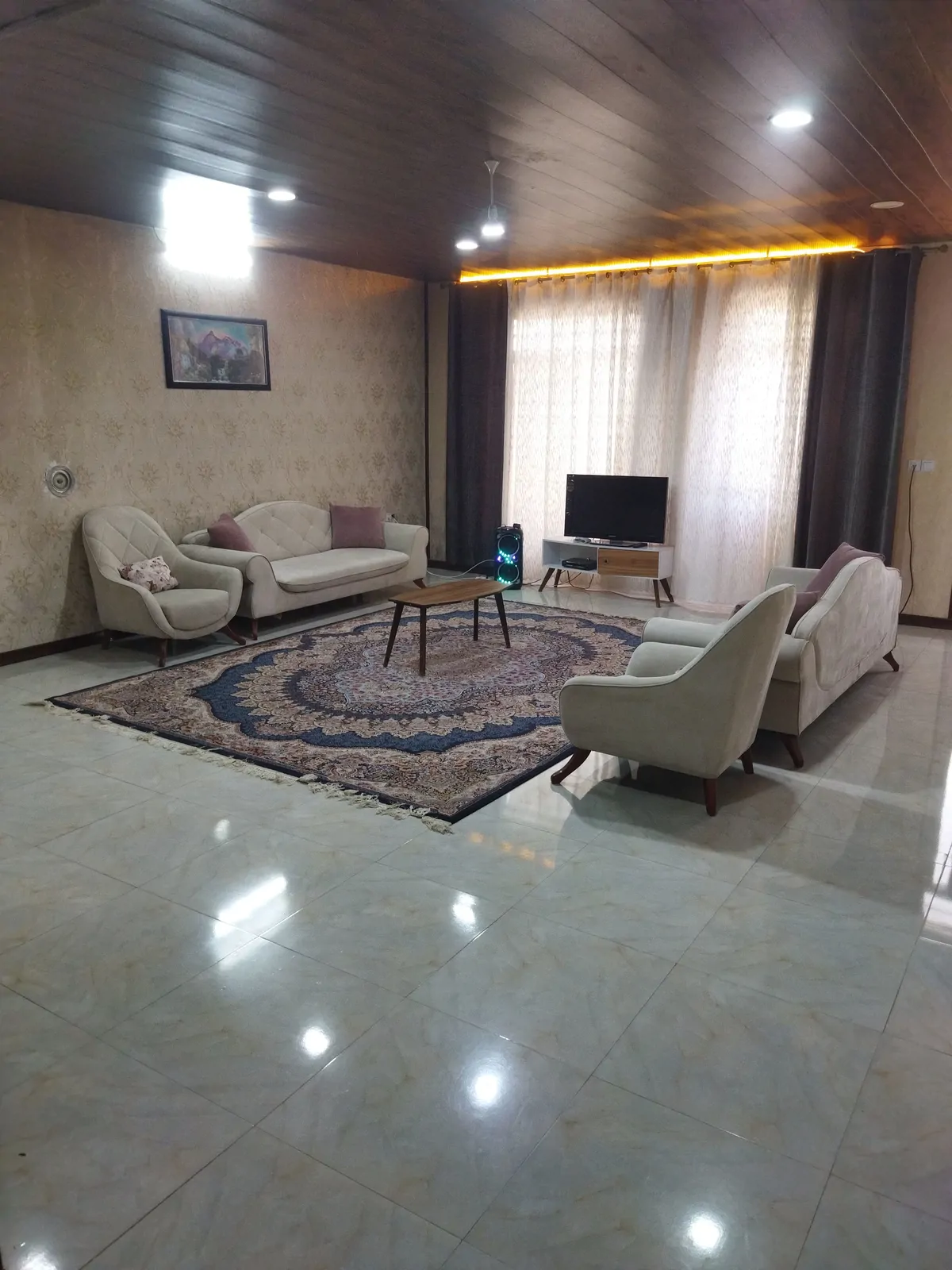 استخردار آبگرم مرادی