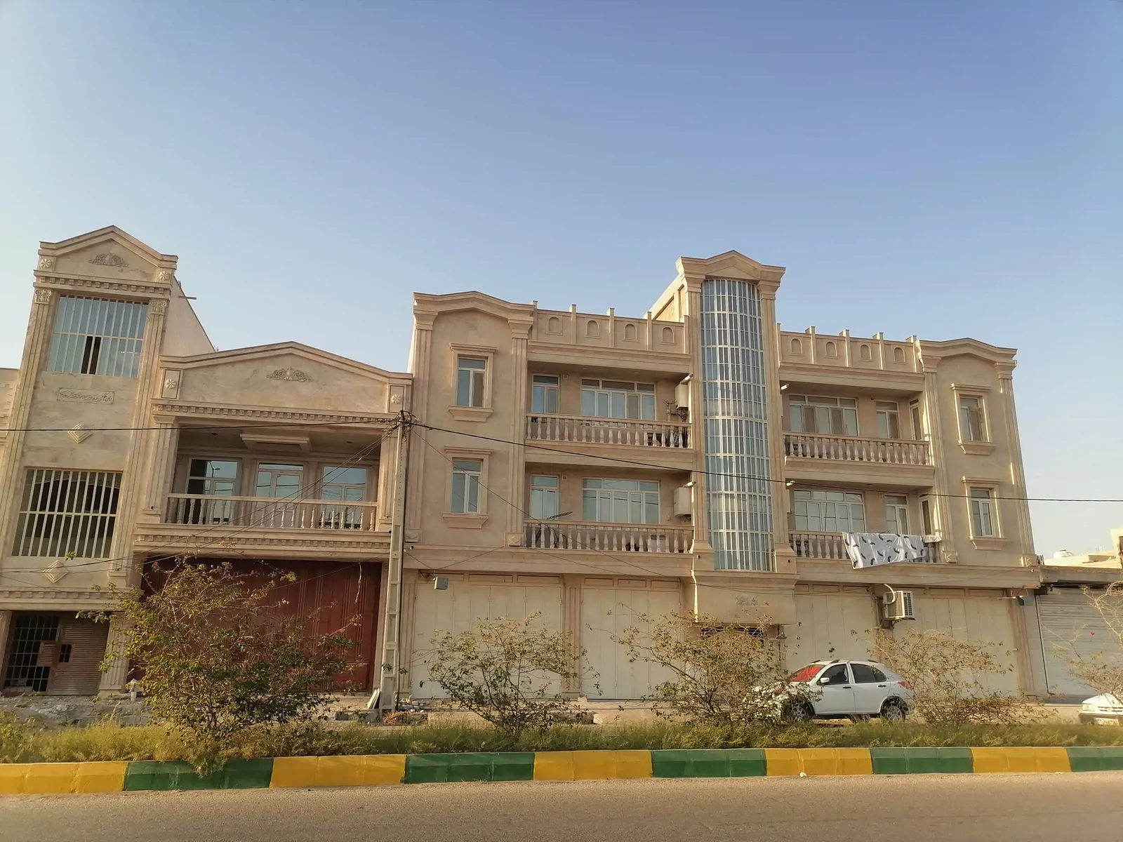 سربازان گمنام (همکف)