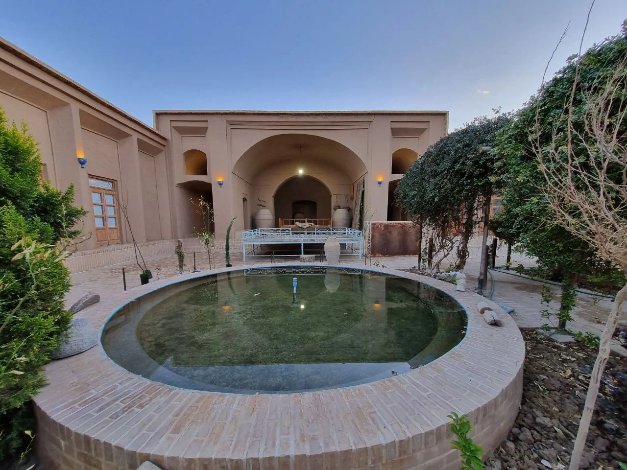 رستاق (جام خانه) با صبحانه رایگان