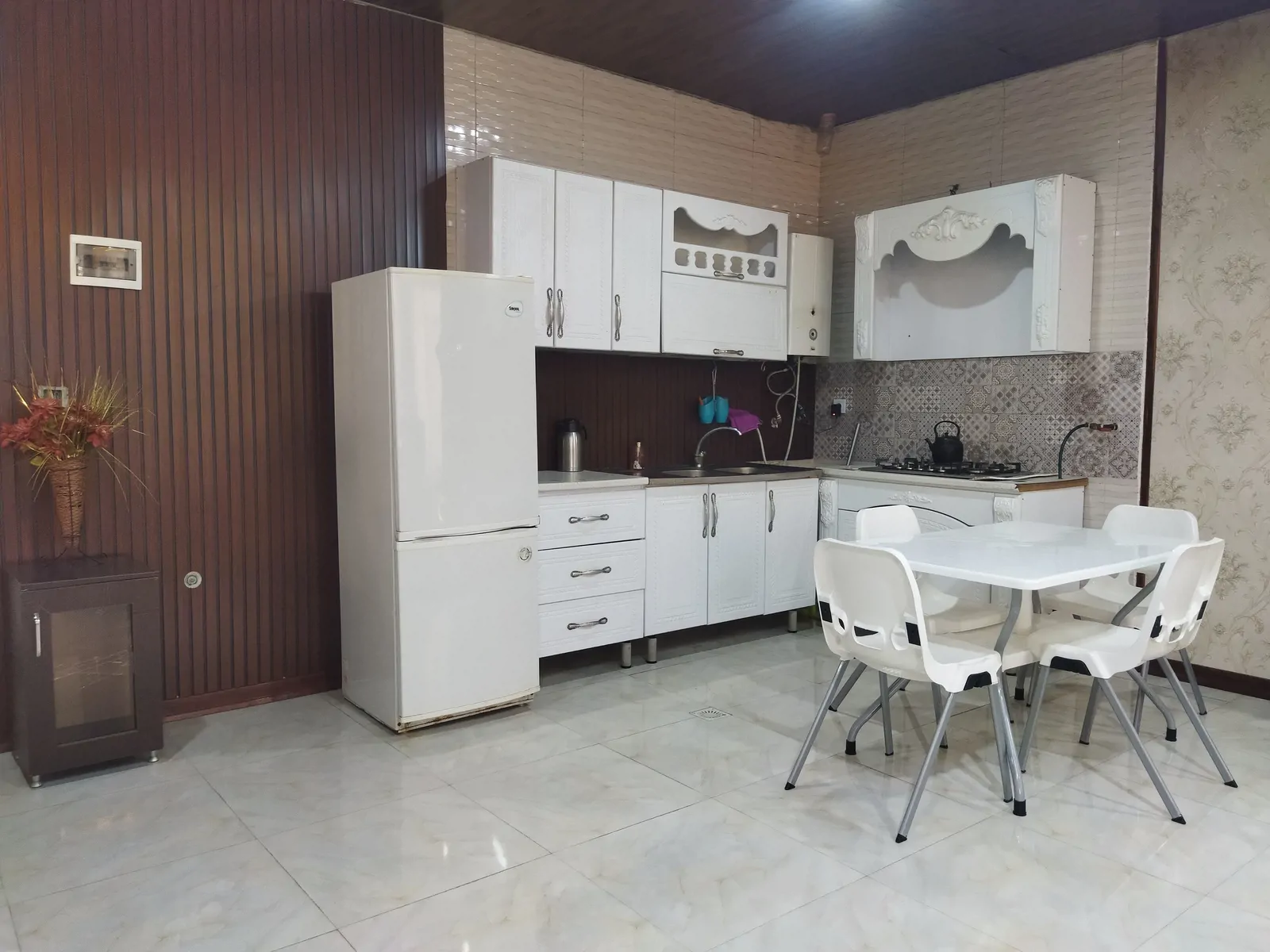 استخردار آبگرم مرادی