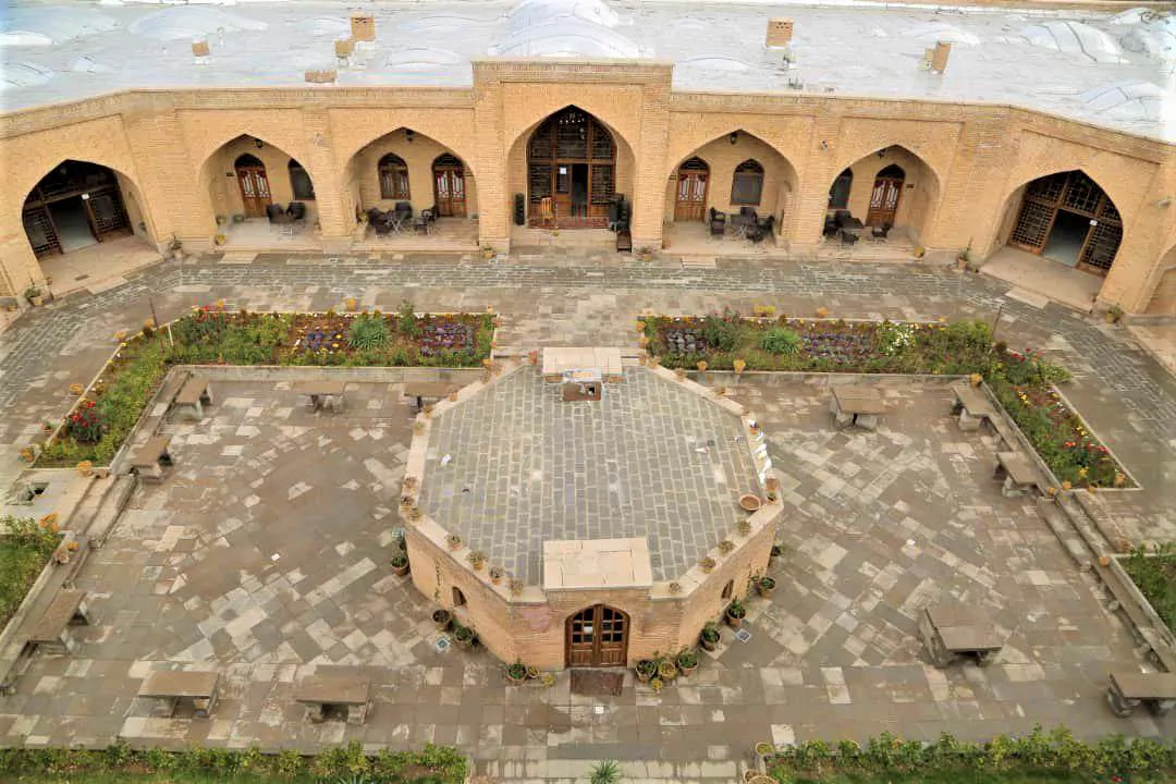هتل کاروانسرای یام (چهار تخته 2)
