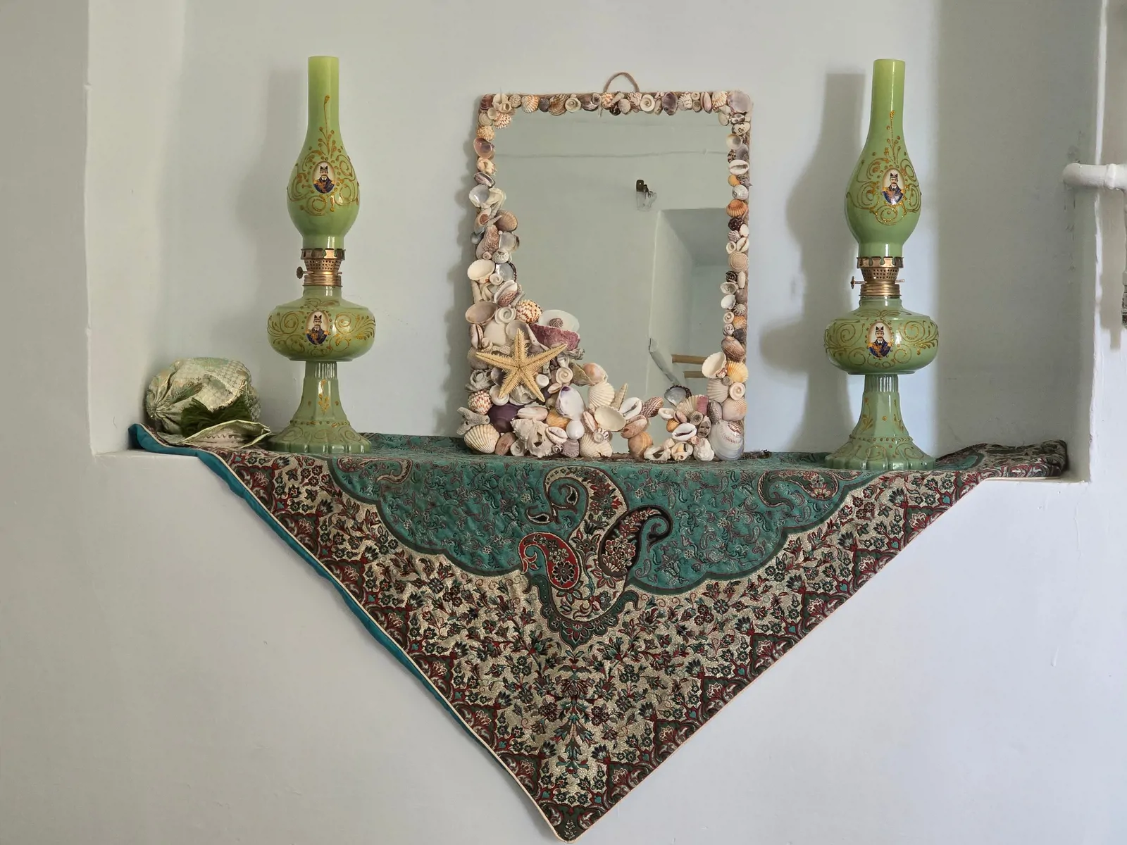 خونه ایوونی (اتاق قالی)
