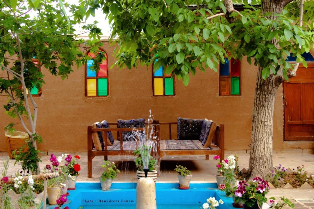 نی چشمه(اتاق بهارخواب)
