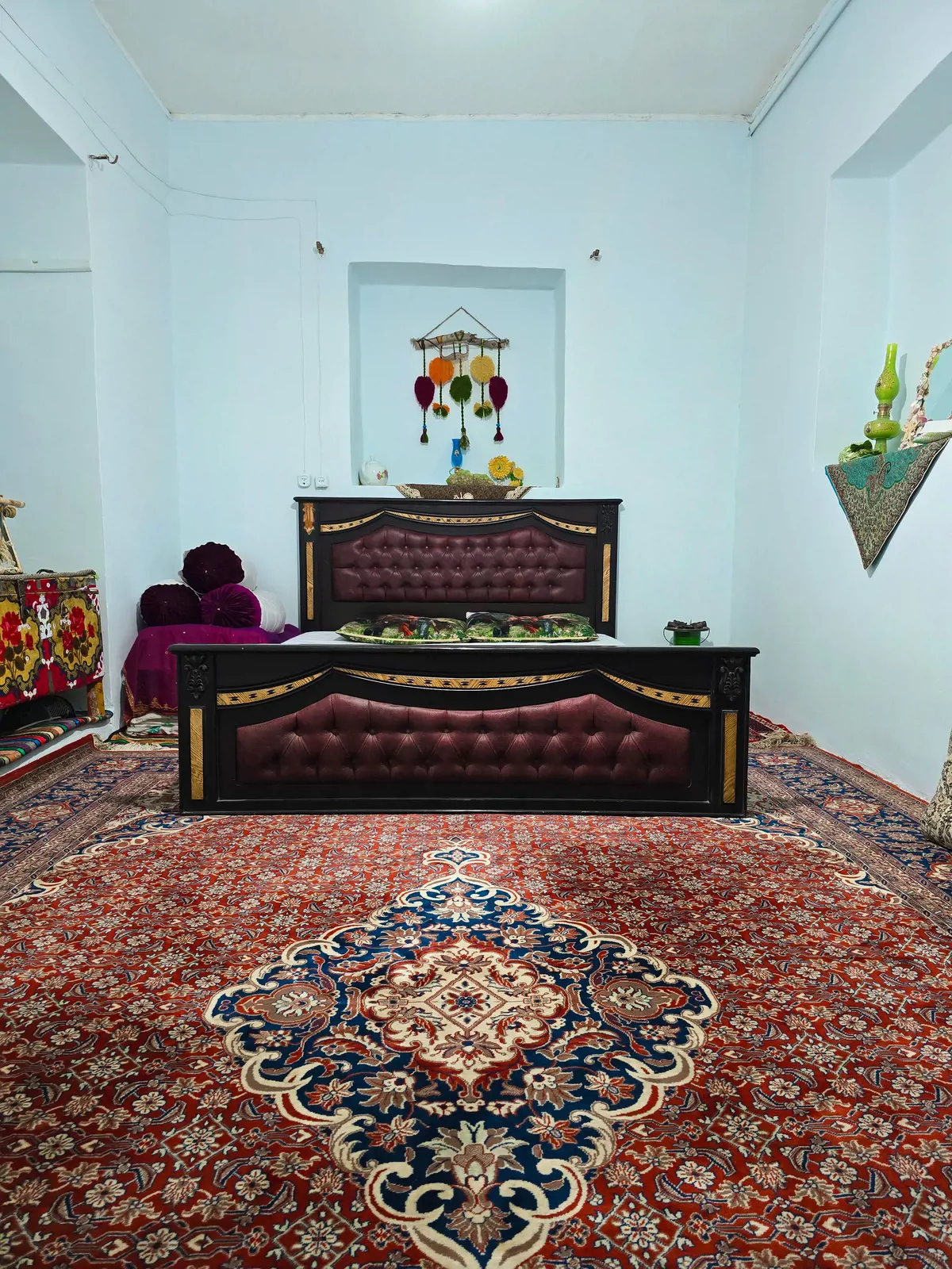 خونه ایوونی (اتاق قالی)
