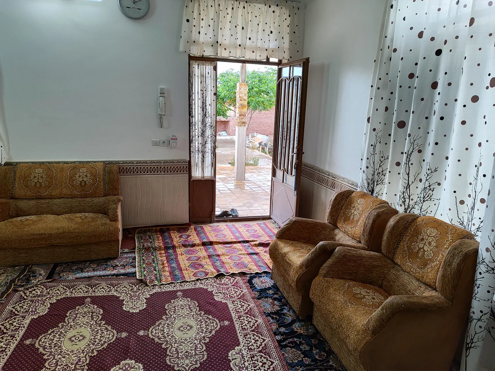 ویلایی رها