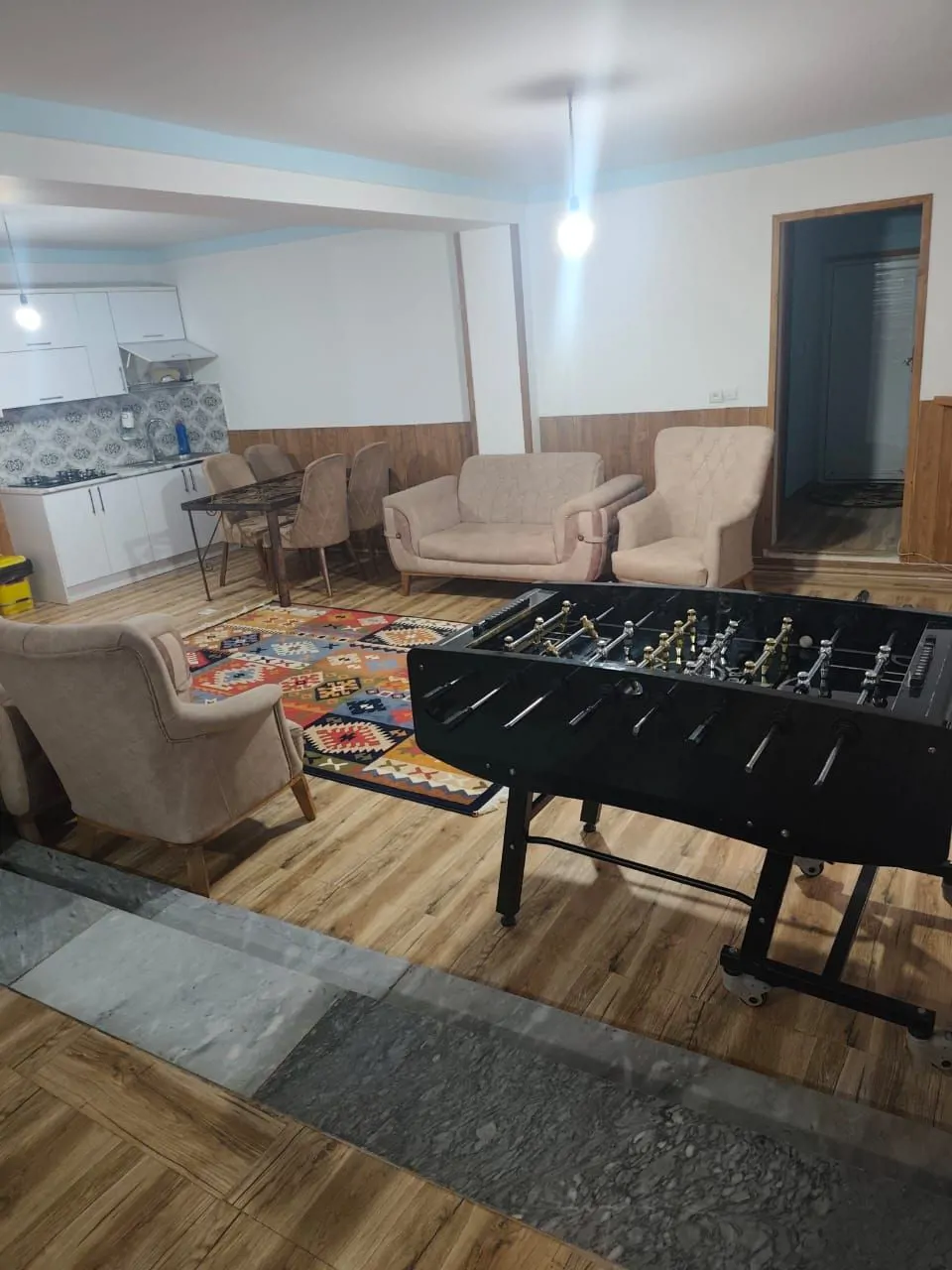 استخردار آبگرم جنگلی آریانفر با بیلیارد