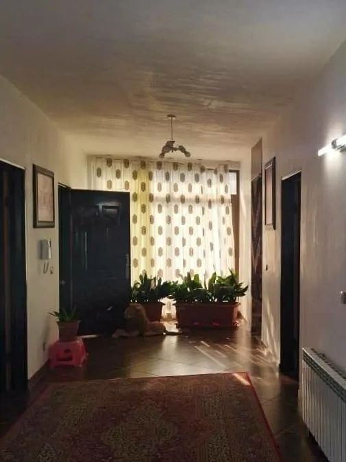 قرمز