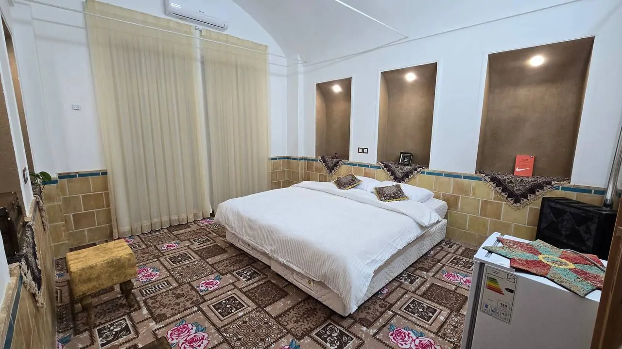 عمارت مهربانو عقدا (اتاق پارس بانو)