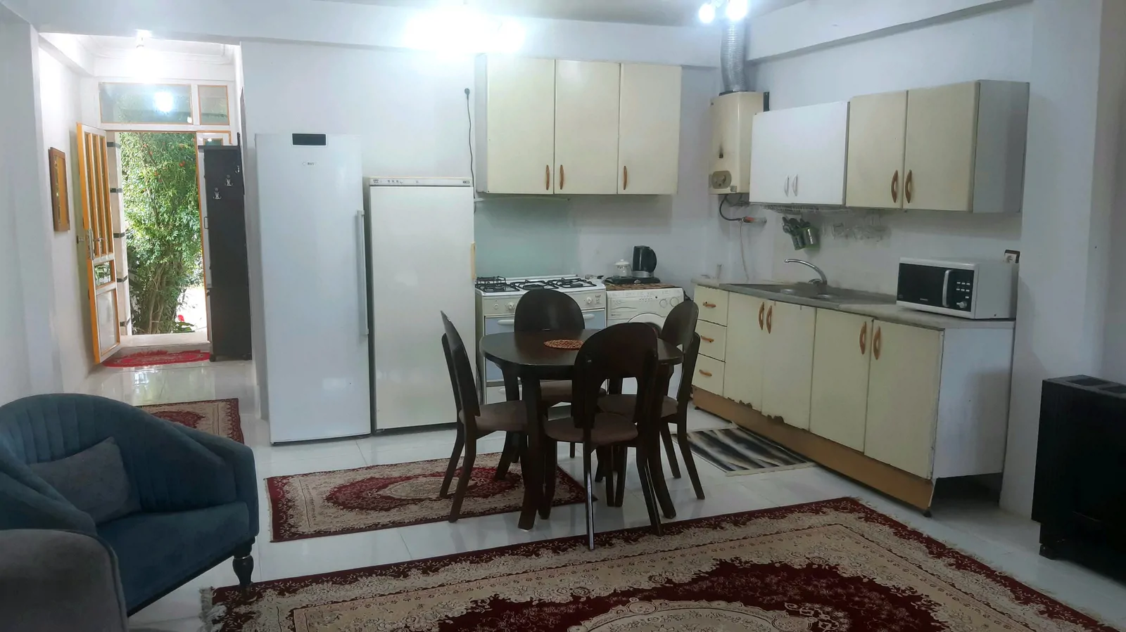 دنج کامکار