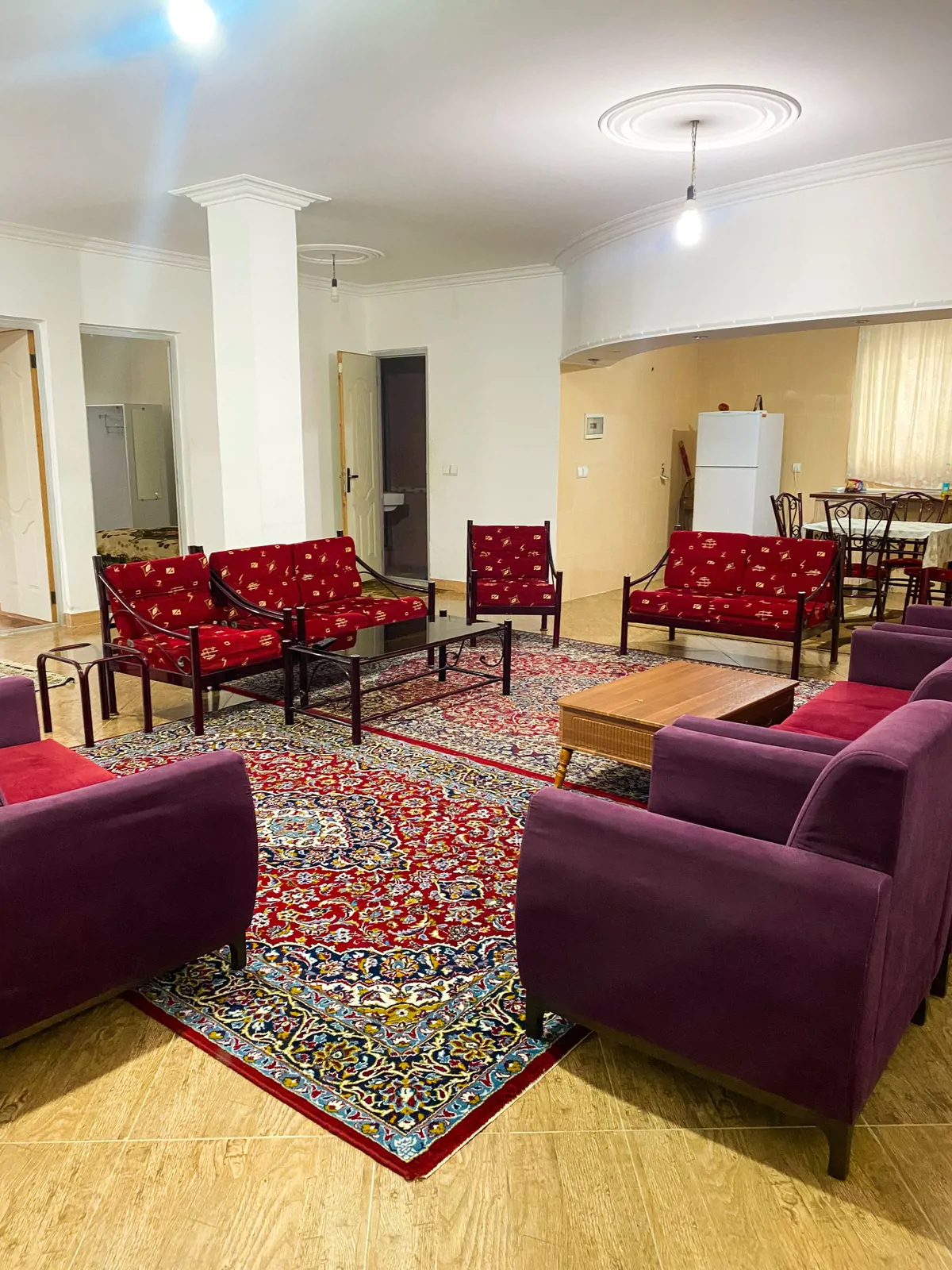 استخردار آبگرم یاس