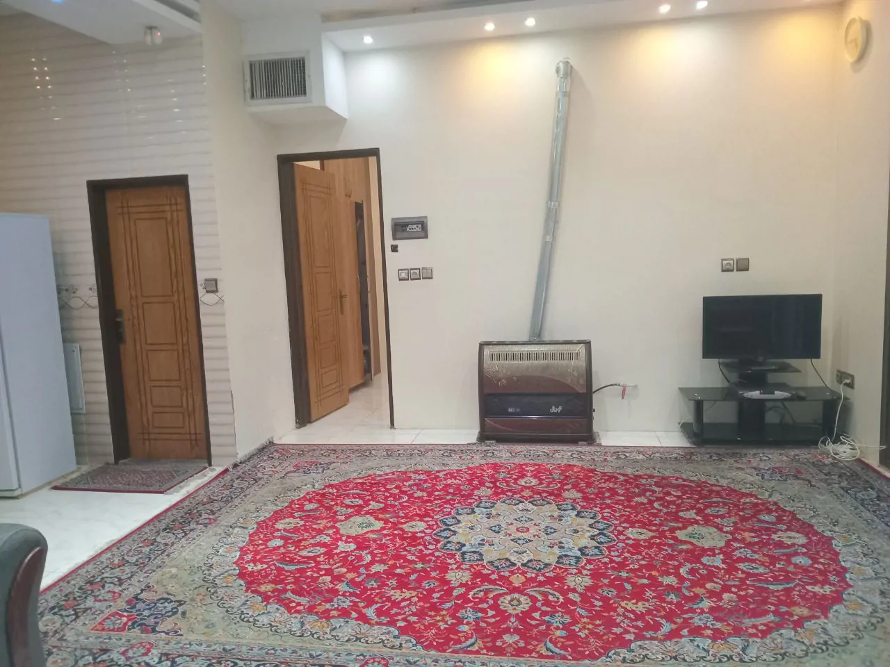 استخردار آبگرم احمدیان