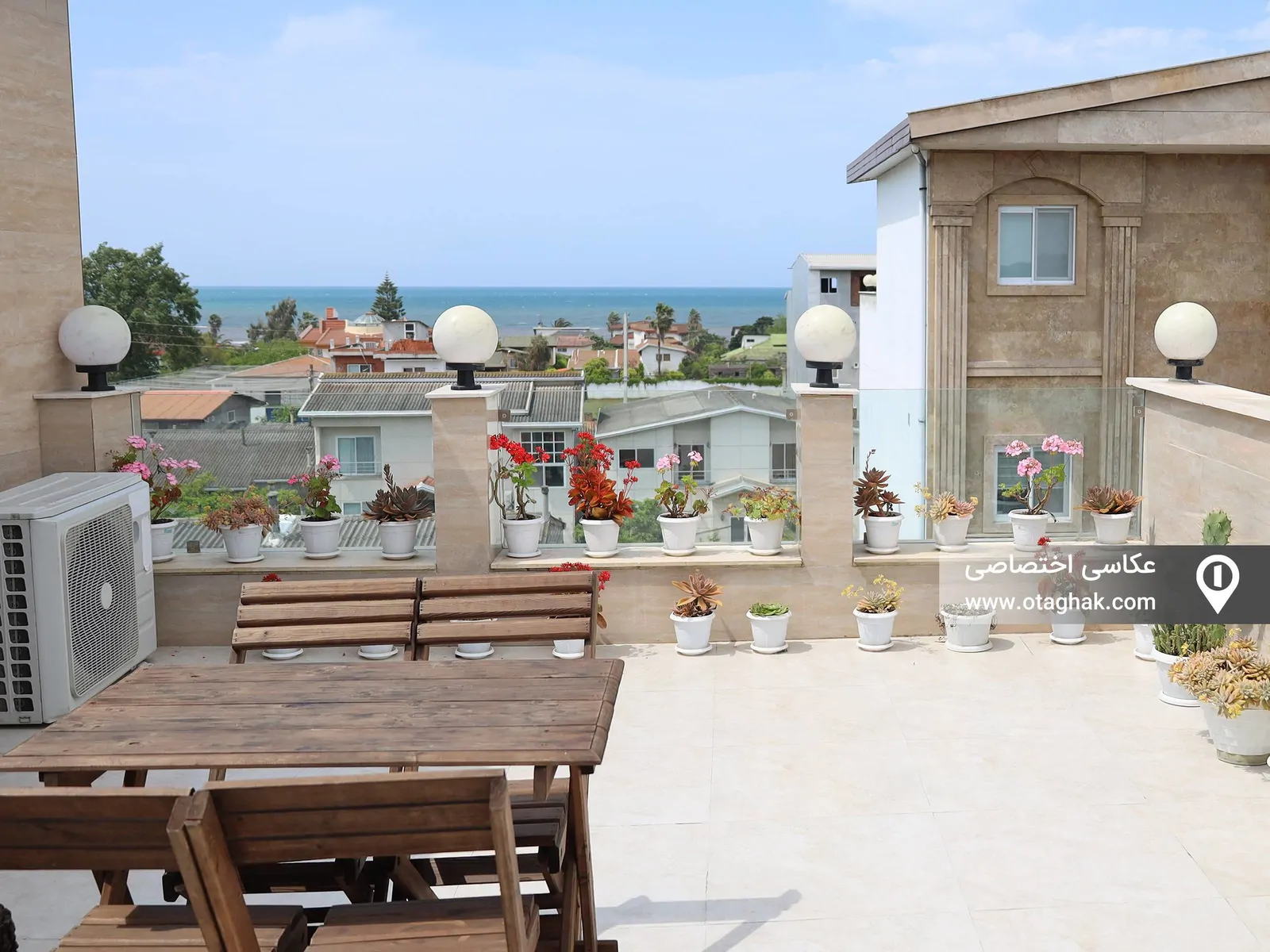استخردار آبگرم بنفشه با ویو عالی