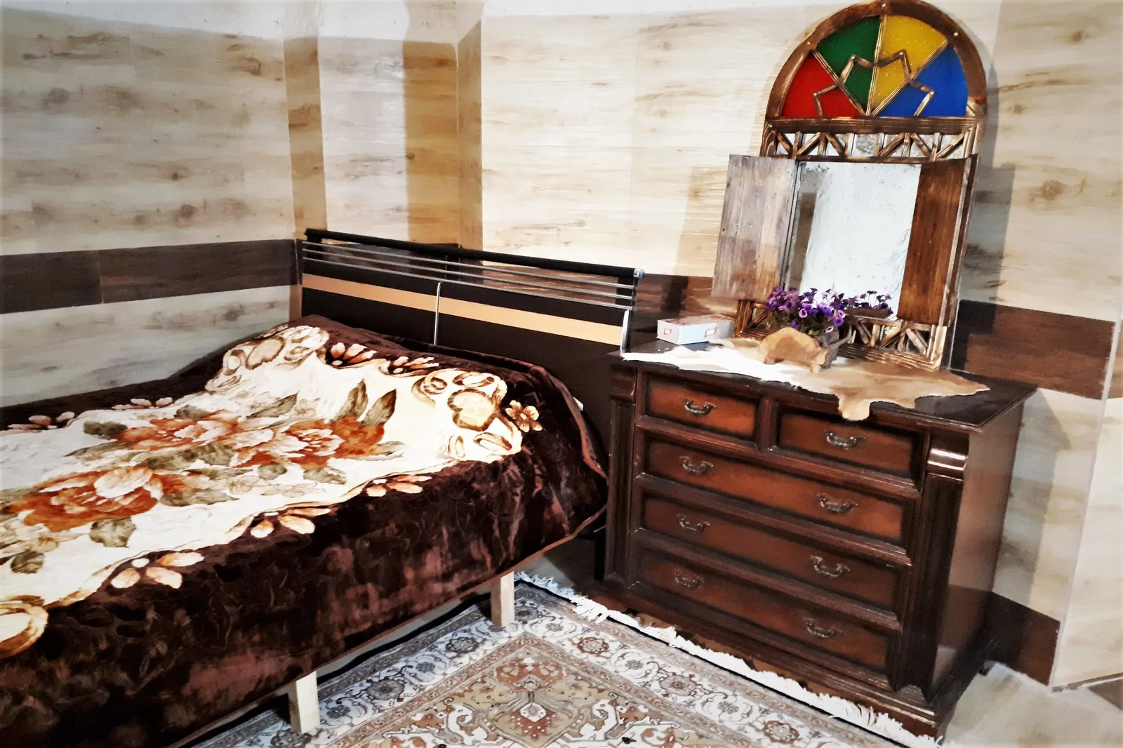 عمارت سنگی (1)