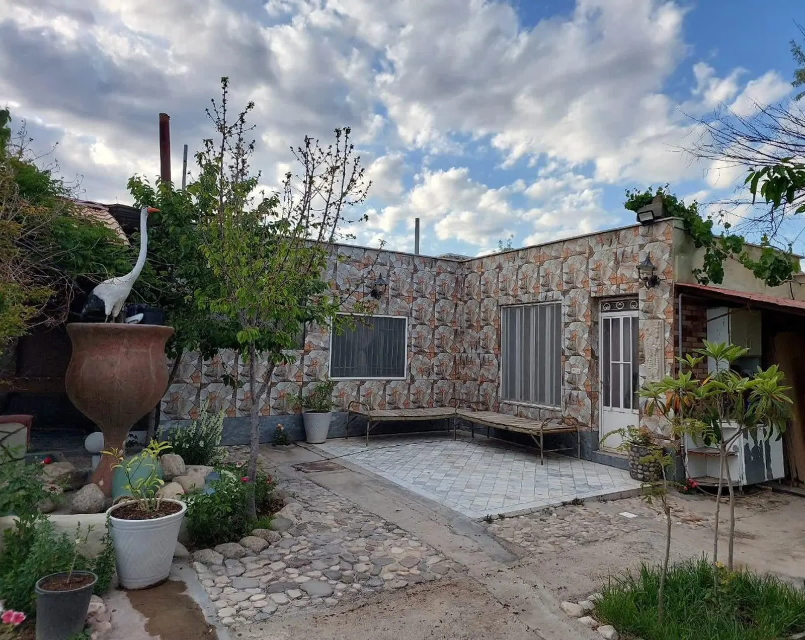باغ ویلای ریحان