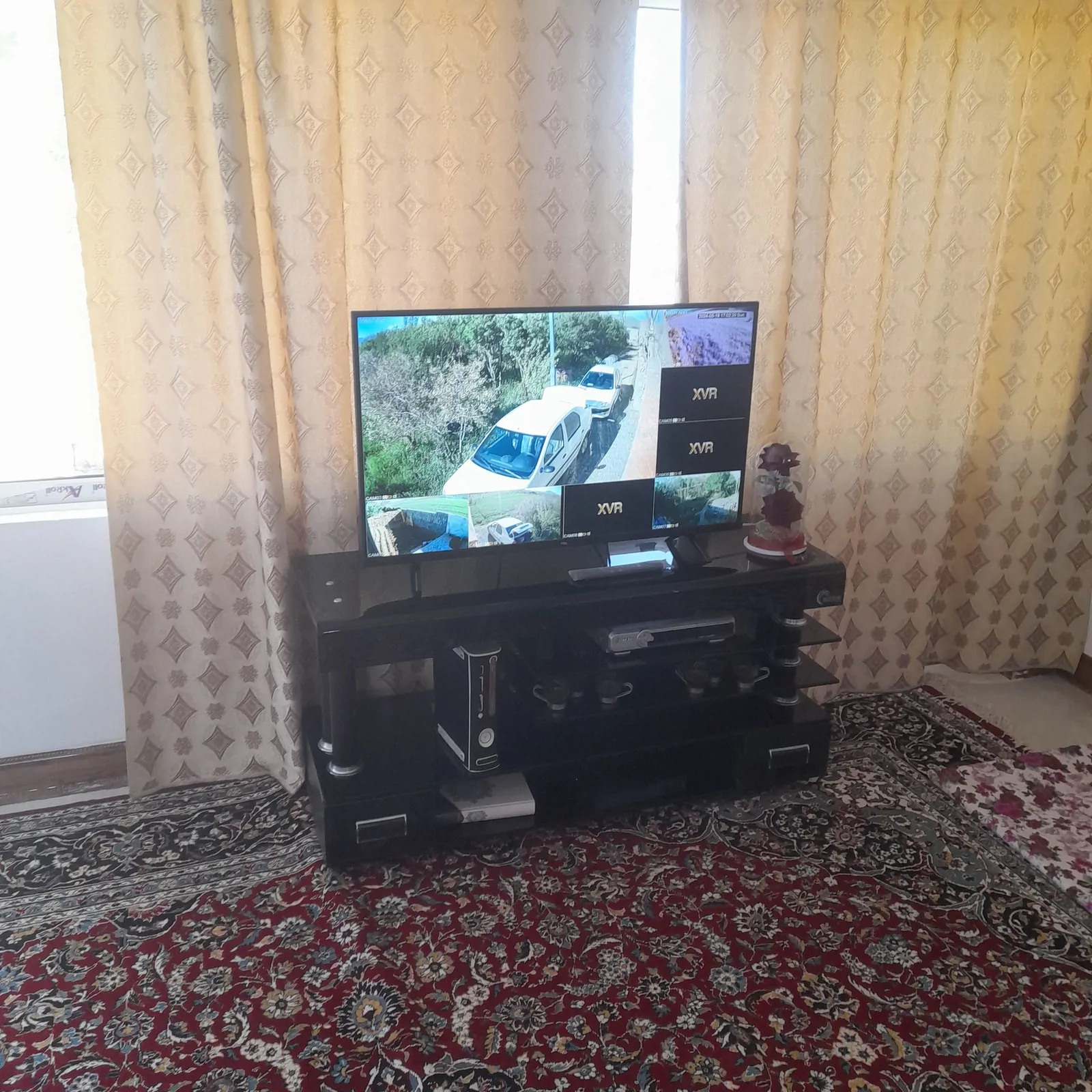 اهورا