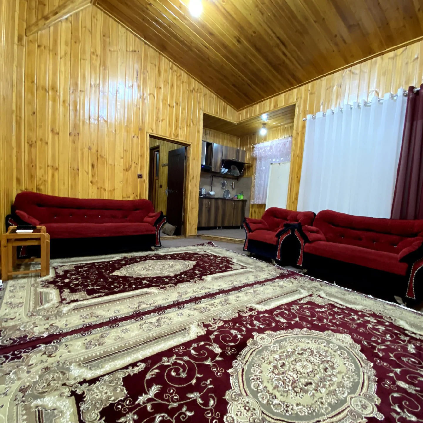 جنگلی شالما (نزدیک ییلاقات و آبشار)