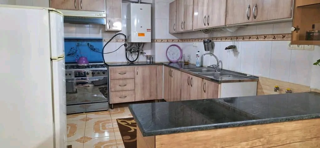 مبله گل رز