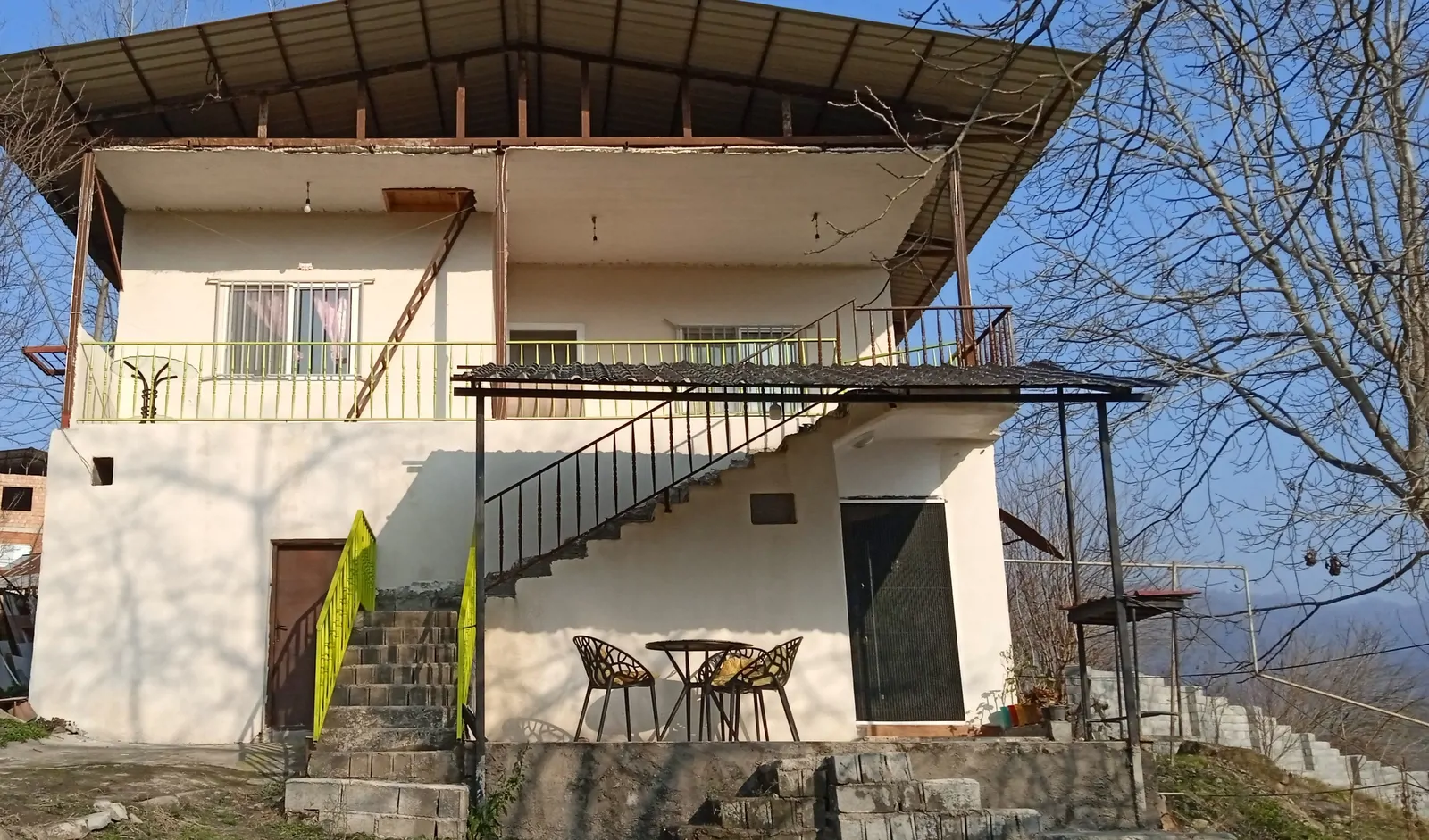 دنج فرهادی