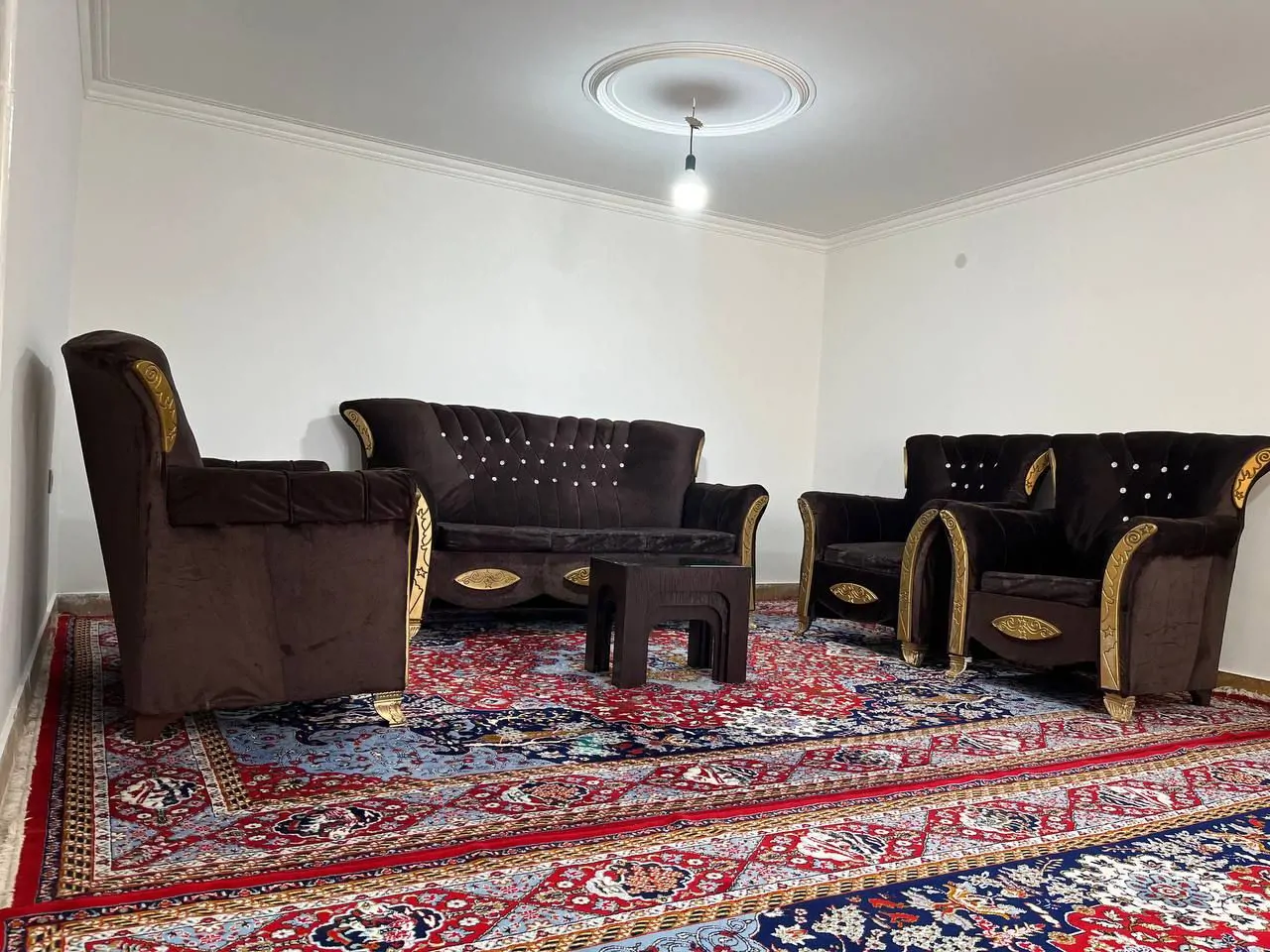 ویلایی سی سخت