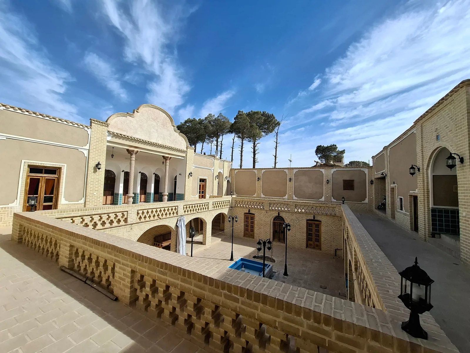 دیوان سالار (مهتاب)