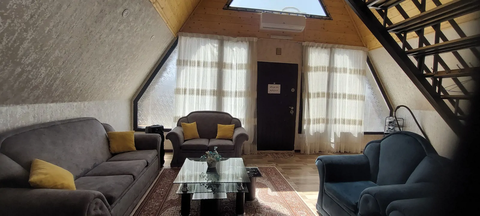 سوئیسی گل رز
