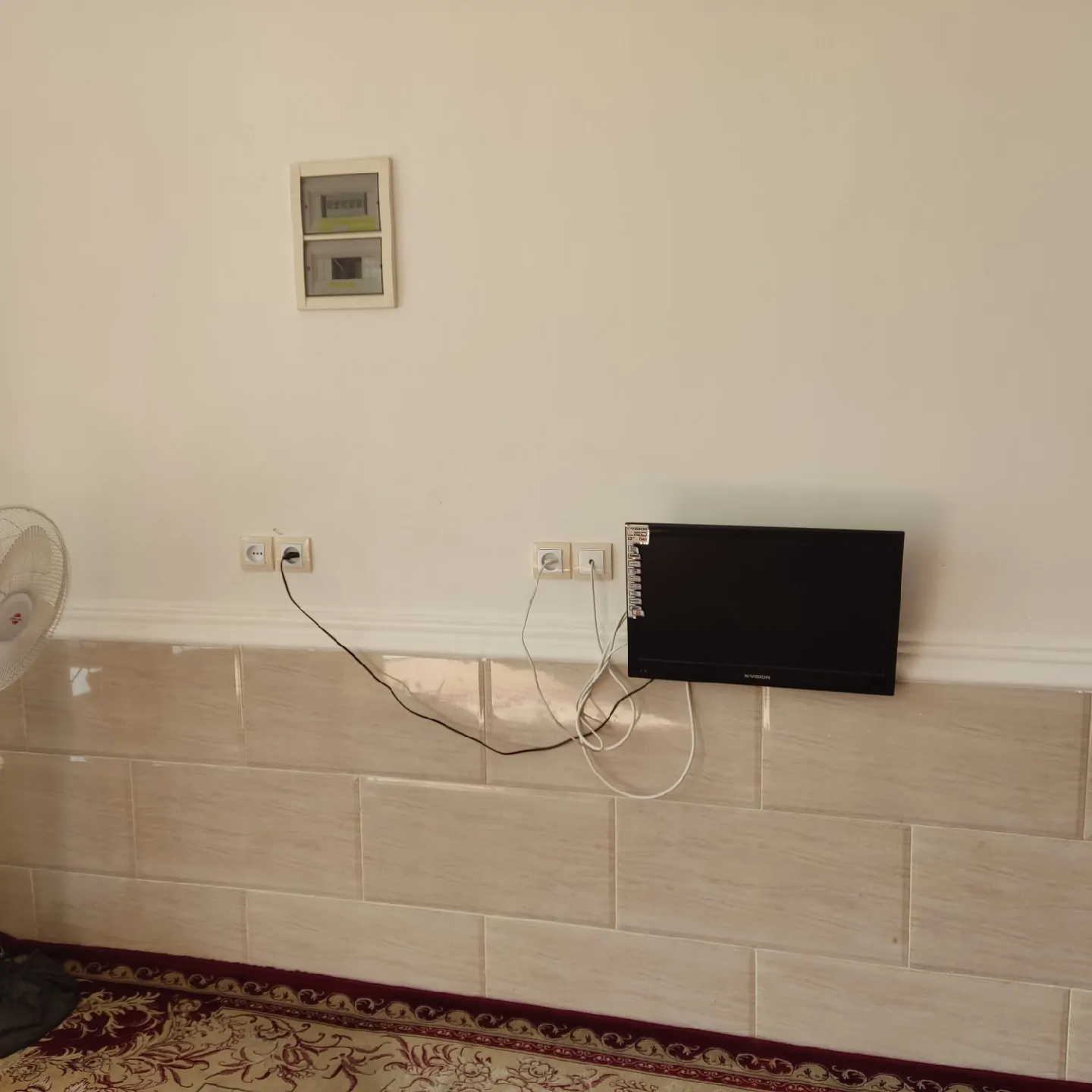 شهید بیژن قاسمی (طبقه اول)