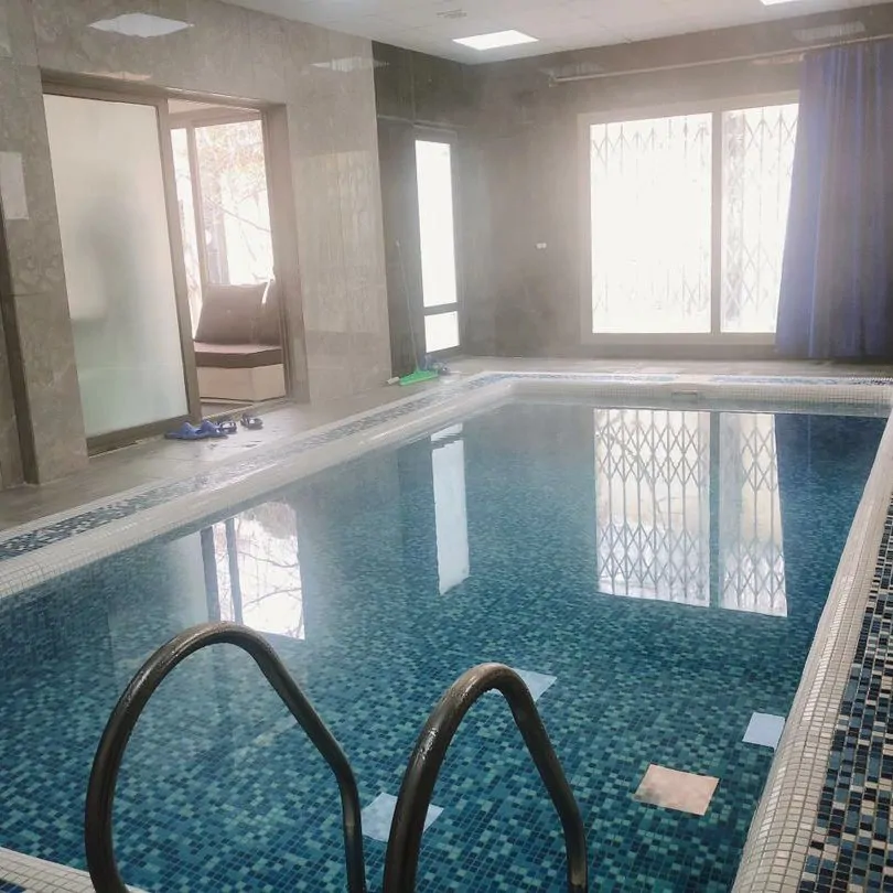 استخردار آبگرم احمدیان