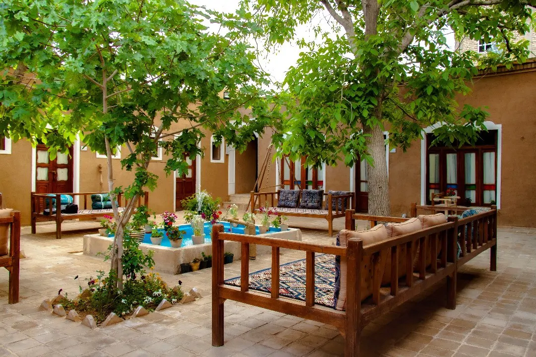 نی چشمه(اتاق بهارخواب)