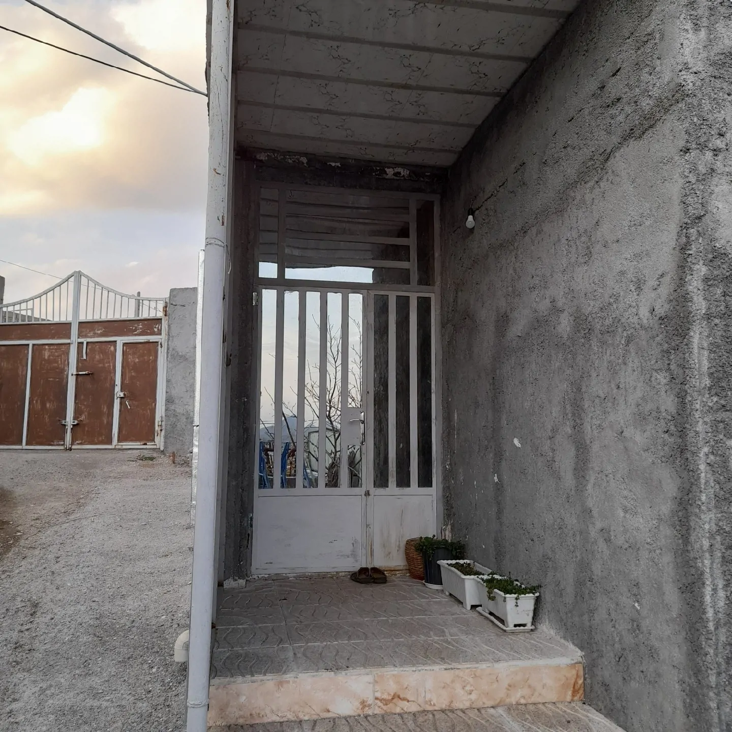 فراز بیستون (۲)