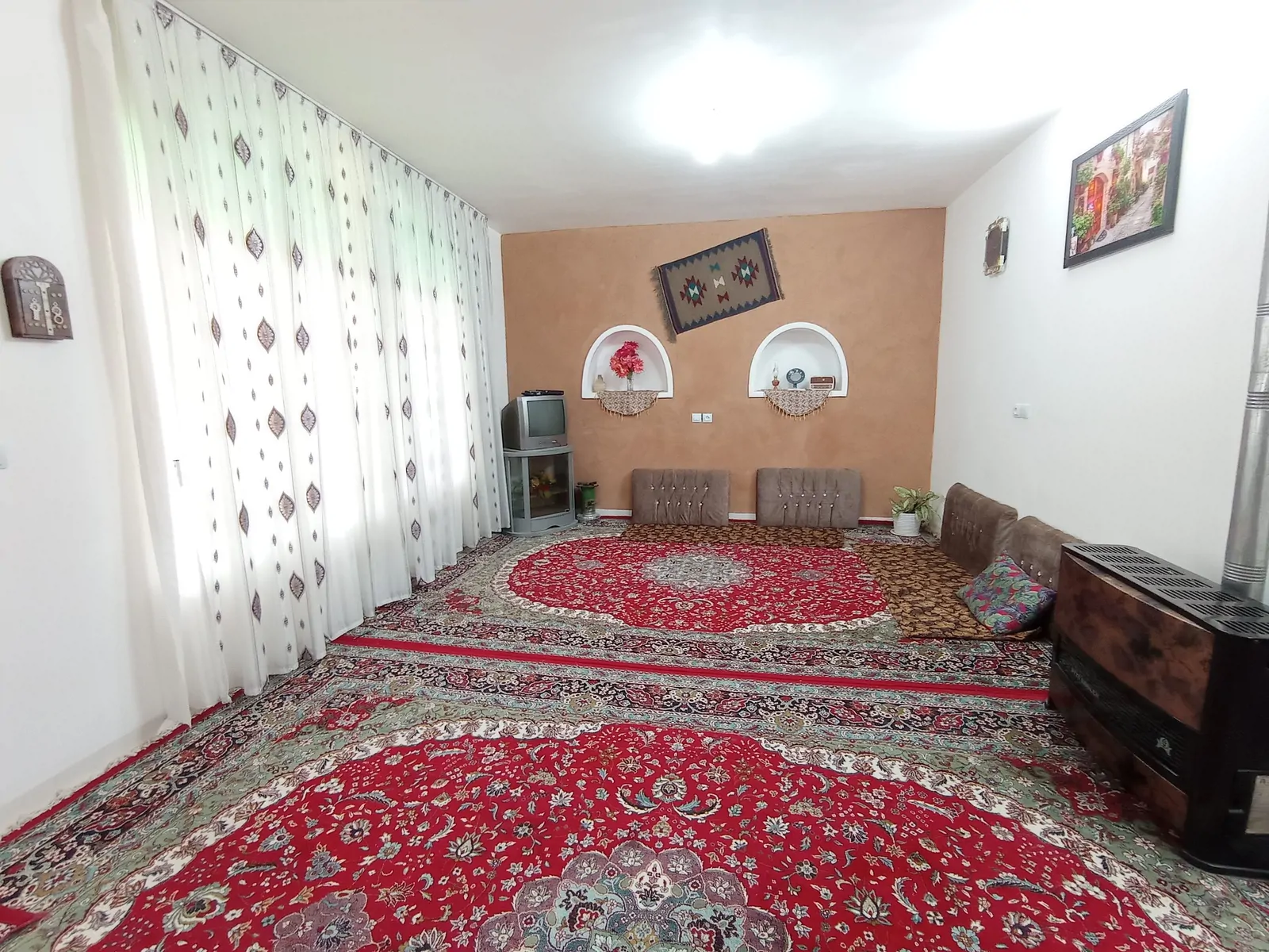 سنتی حکیم الهی