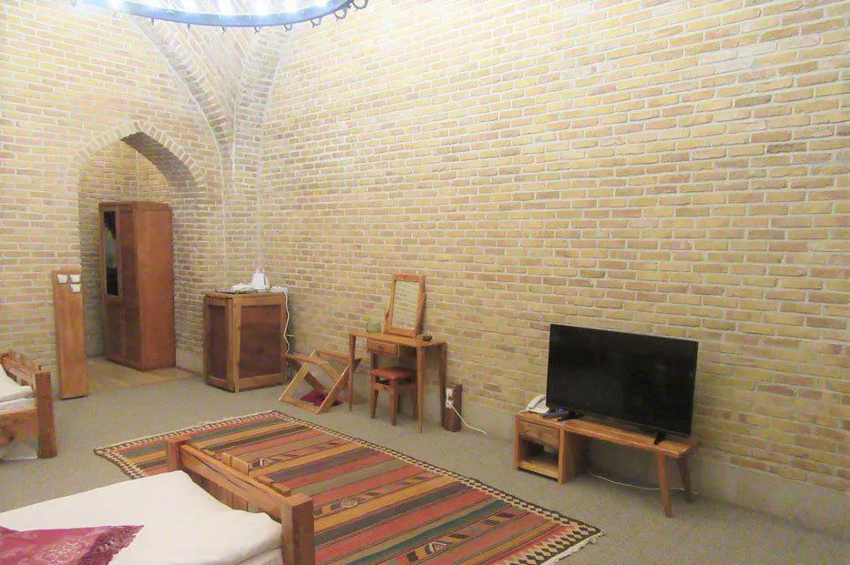 هتل کاروانسرای یام (چهار تخته 2)