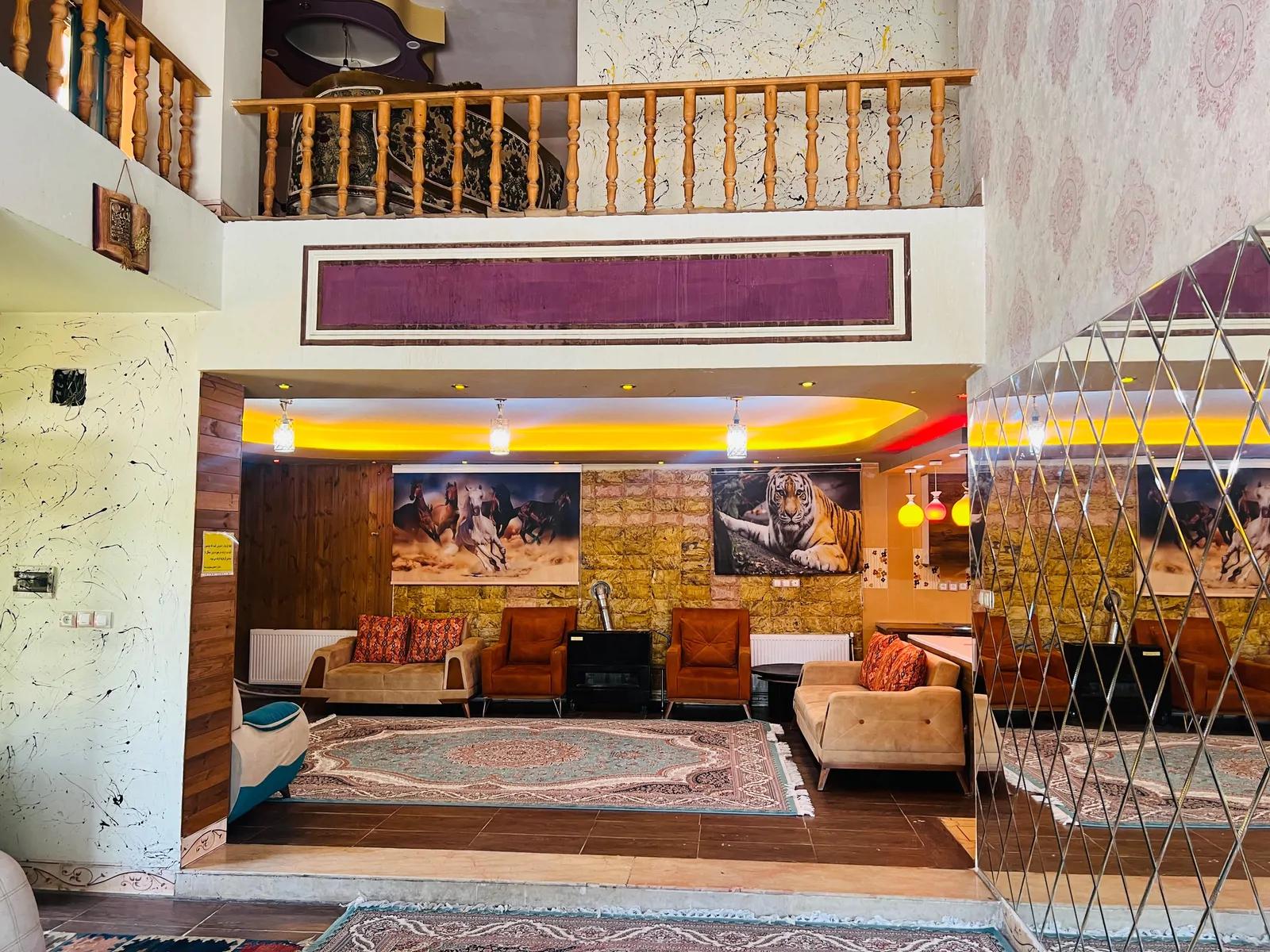 استخردار آبگرم گیلاس با ایرهاکی و فوتبال دستی