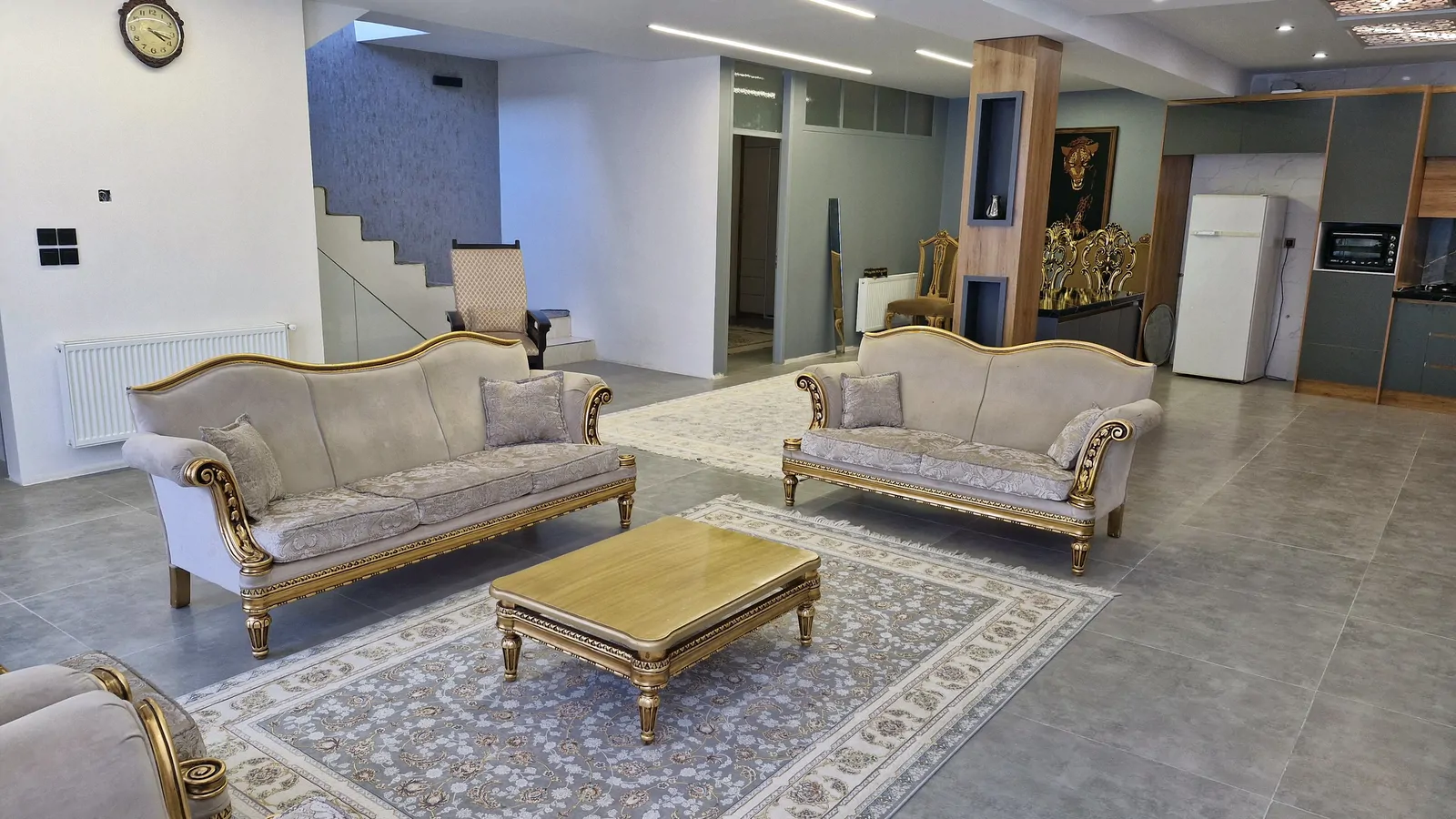 استخردار آبگرم آرام