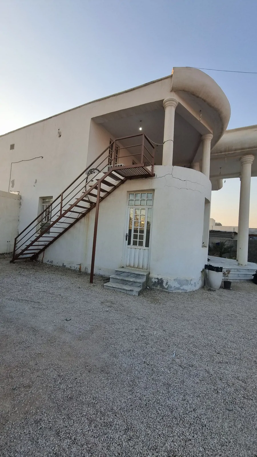مبله کوشکنار