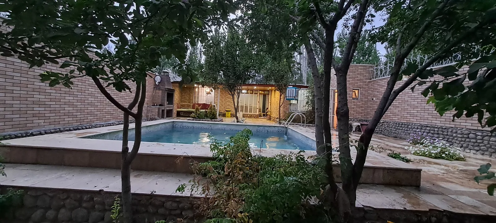 استخردار آبسرد صالحی