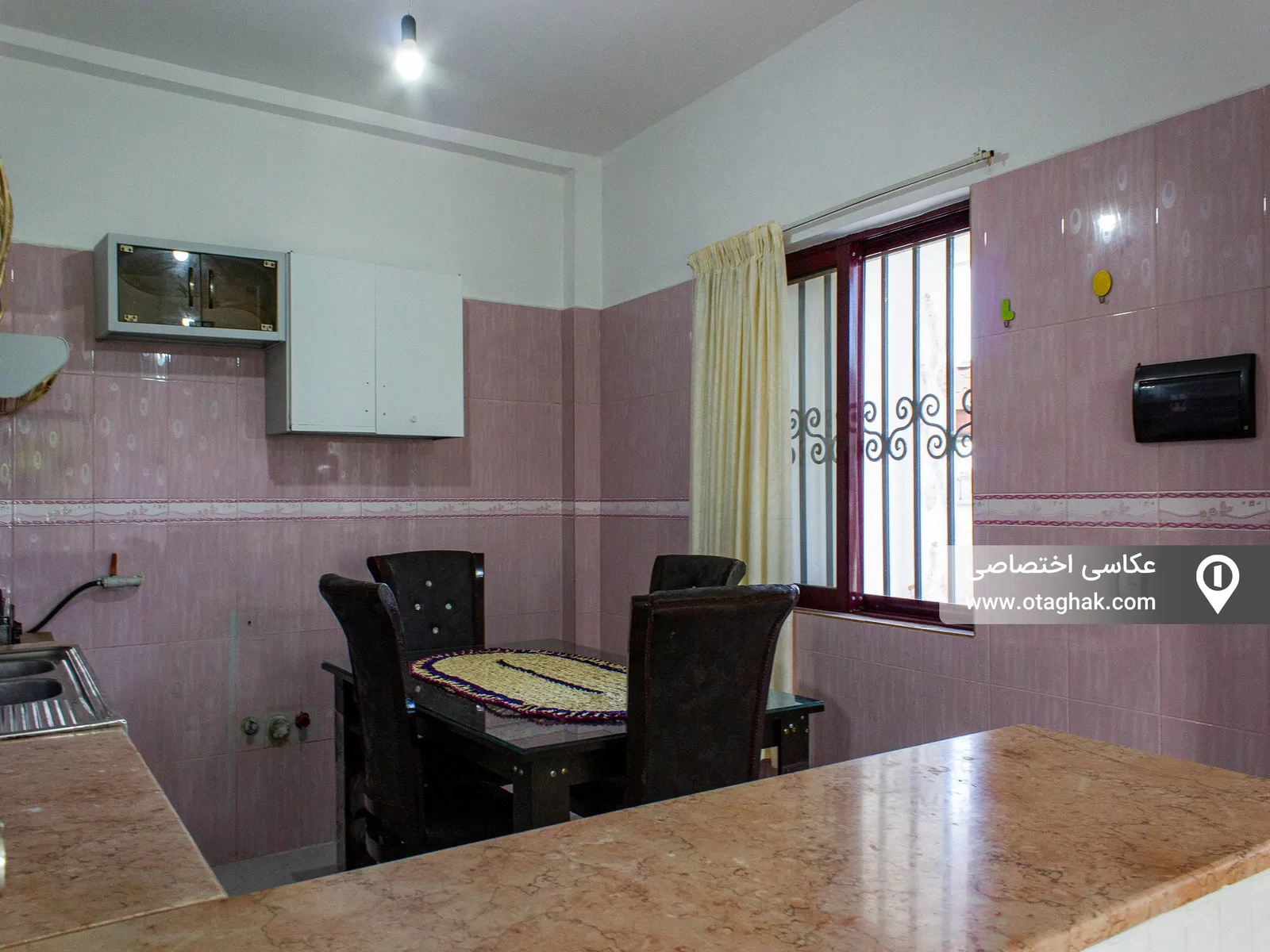 نزدیک دریا گلدشت