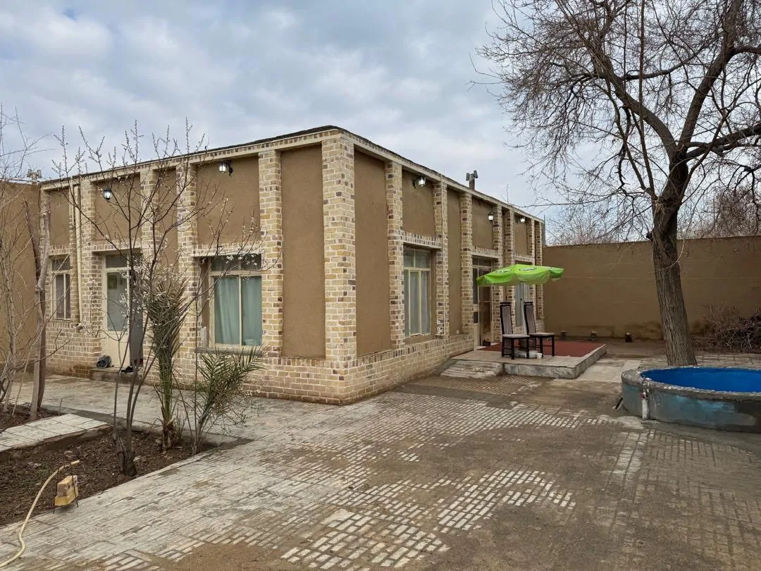 مهستان (1)