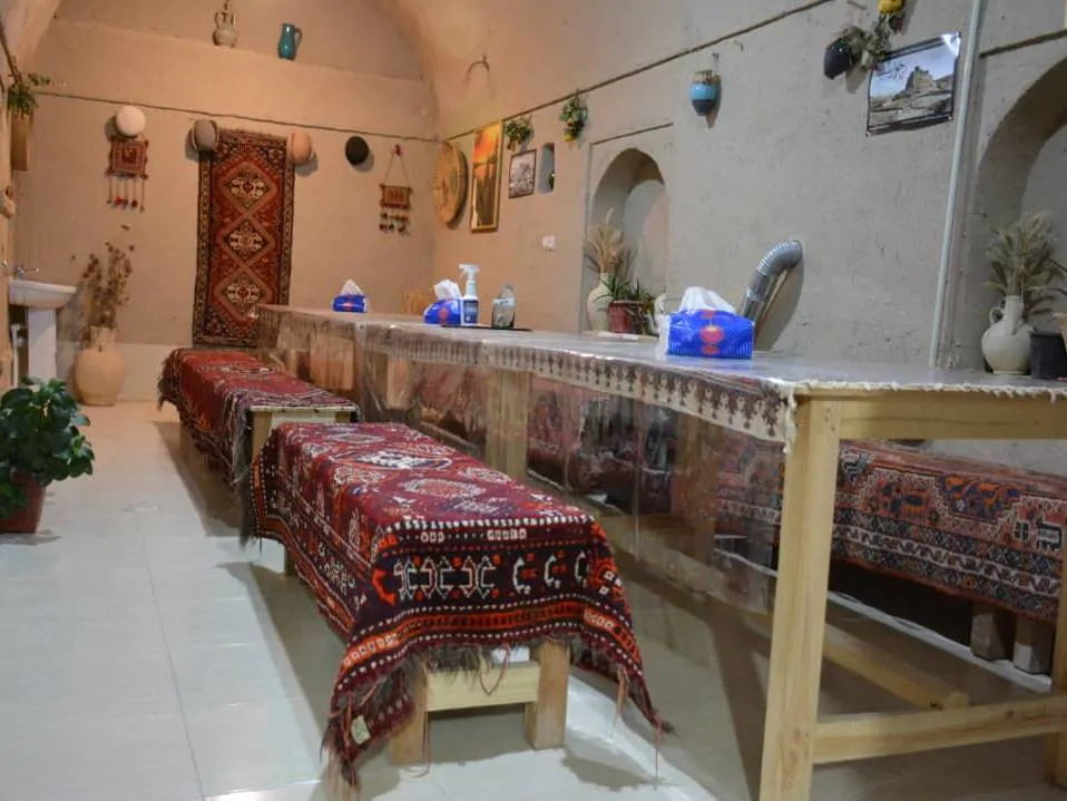کُروشک(اتاق لادریا)