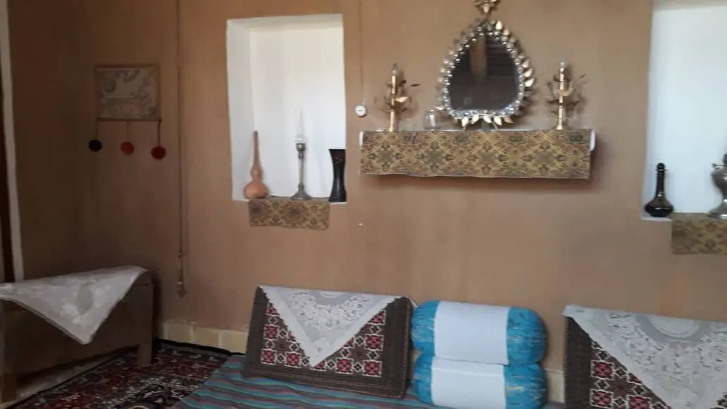 خورزن تیرچوبی
