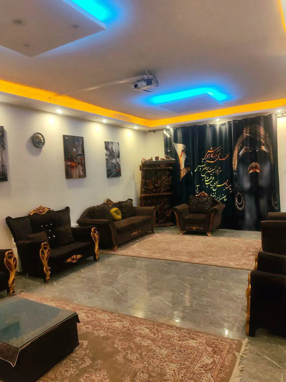 استخردار آبگرم ارس با بیلیارد