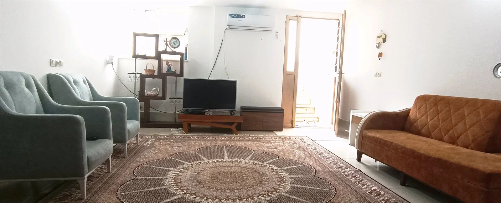 مبله نویان سرا