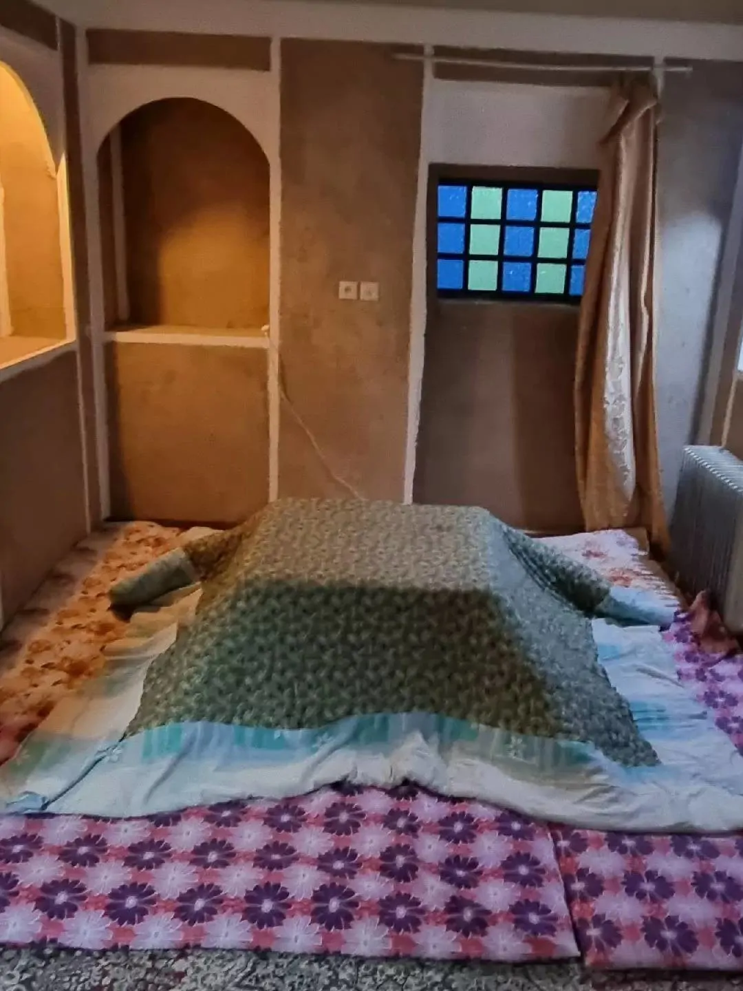 (واحد۱)