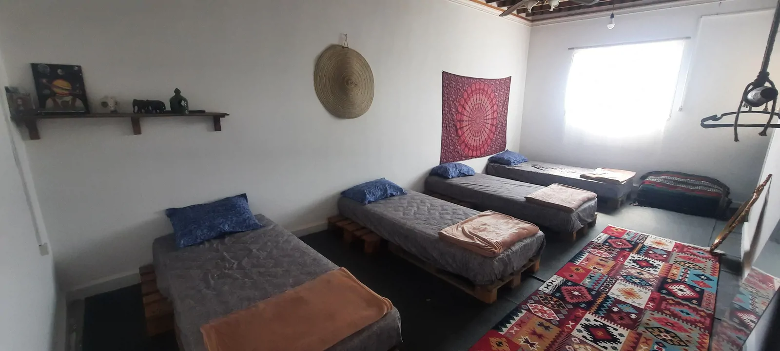 روزنه (اتاق کُنار)