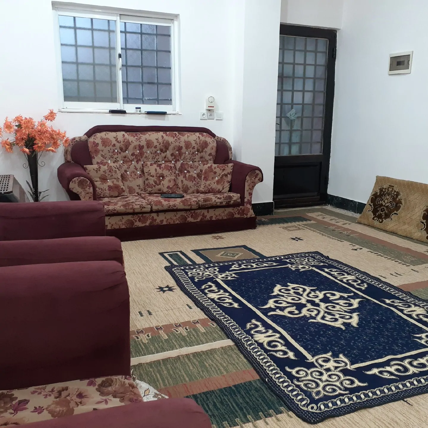 مینو گلستان