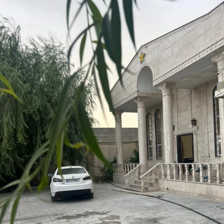 تصویر ۱ - ویلا مرمرنگین چهارباغ در  کردان