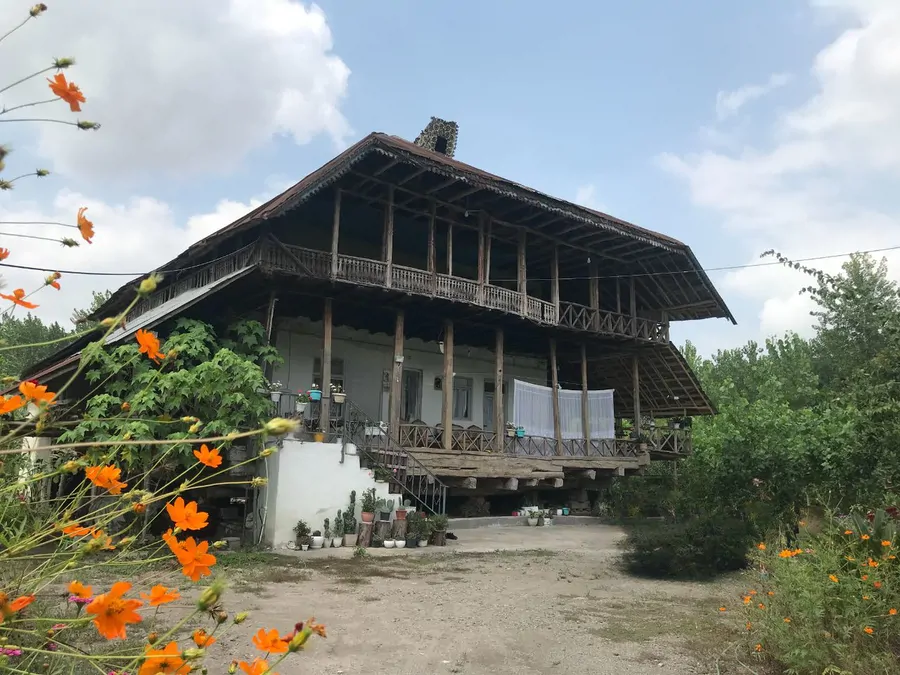 تصویر ۱ - خانه عمارت سنتی خاندان میرموید در لاهیجان