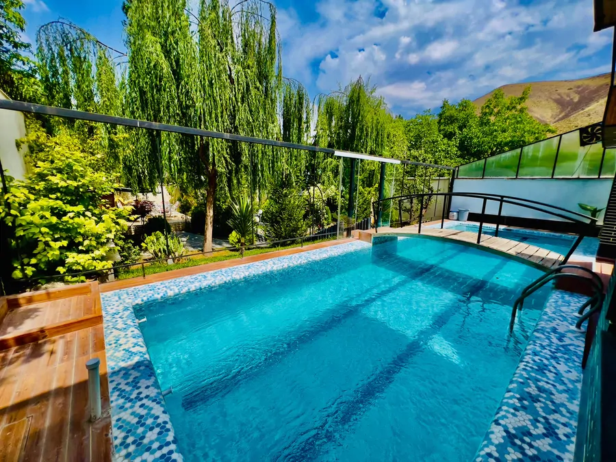 تصویر ۱ - ویلا استخردار آبگرم ابرا (۱) در  کردان