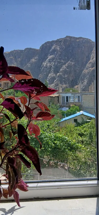 تصویر ۱ - اقامتگاه بومگردی پناهگاهی کوچک برای استراحت در طبیعت در قزوین